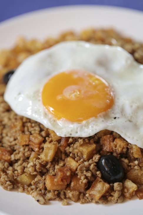 Minche (minced meats) at Carlos restaurant in Macau. Photo: Paul Yeung