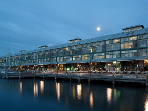 Blue Sydney hotel in Woolloomooloo.