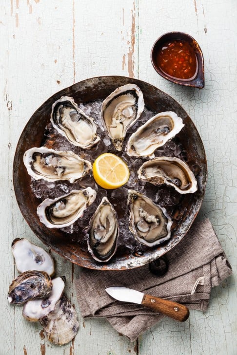 Nowadays, oysters carry much more of a finesse with them. Some varieties have become rare, some are being engraved for uniqueness and others are perfect for celebrations or an everyday little decadence.